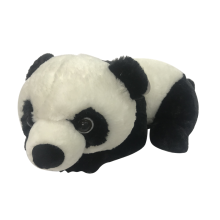 Plush Panda Liggande På Framsidan